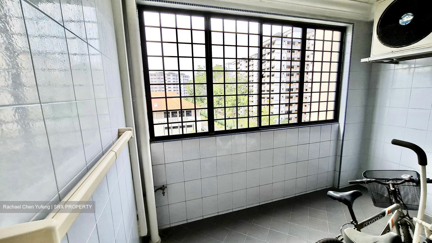 Blk 311 Tampines Street 33 (Tampines), HDB Executive #351236181